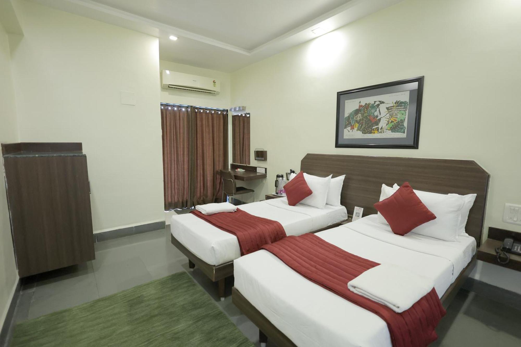 Hotel Hospice Σουράτ Εξωτερικό φωτογραφία