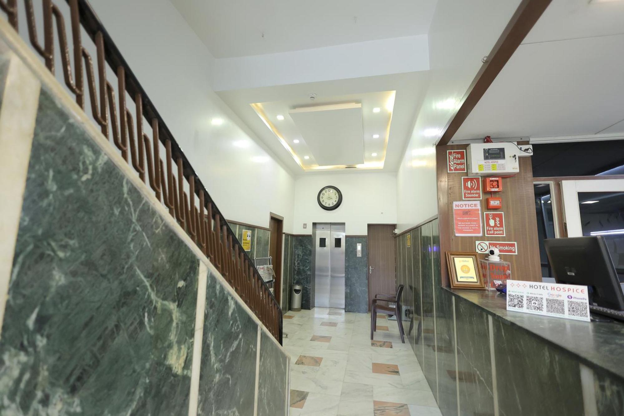 Hotel Hospice Σουράτ Εξωτερικό φωτογραφία