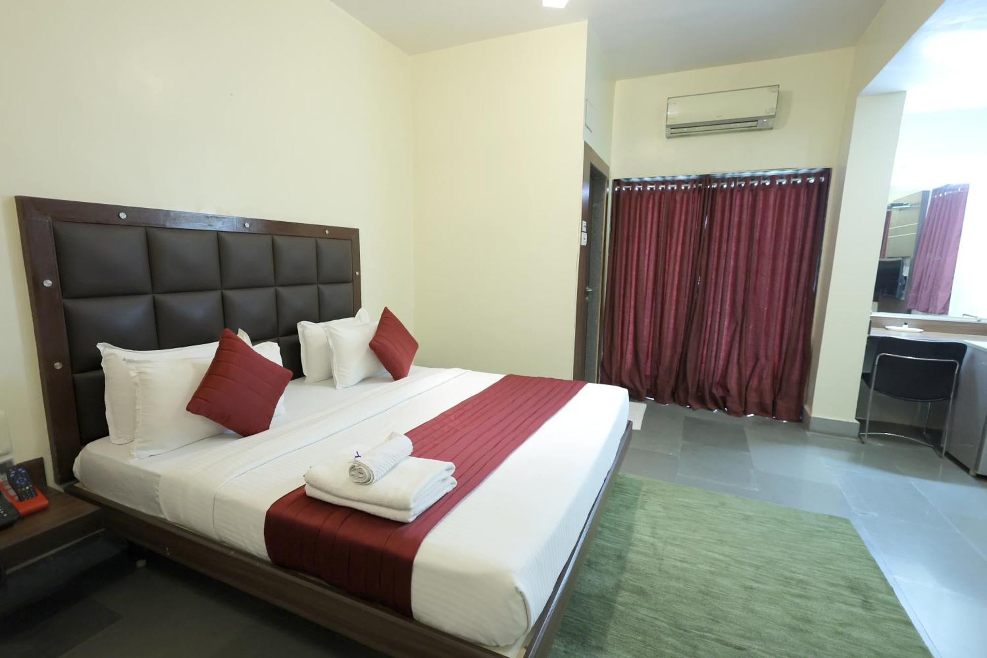 Hotel Hospice Σουράτ Εξωτερικό φωτογραφία
