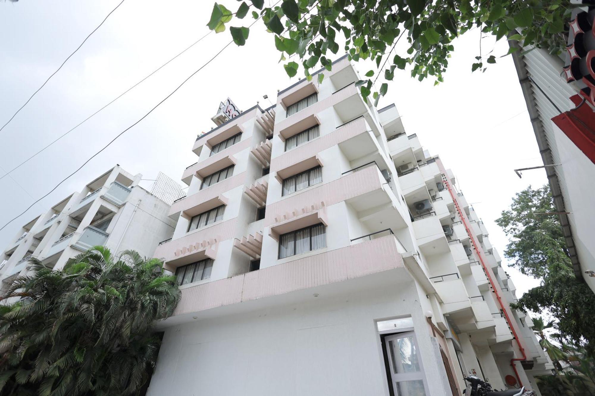 Hotel Hospice Σουράτ Εξωτερικό φωτογραφία