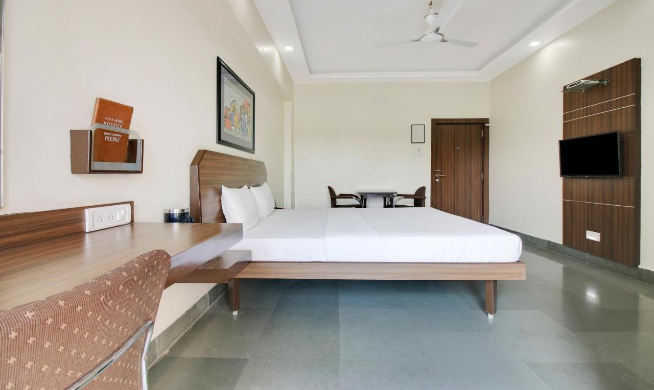 Hotel Hospice Σουράτ Εξωτερικό φωτογραφία