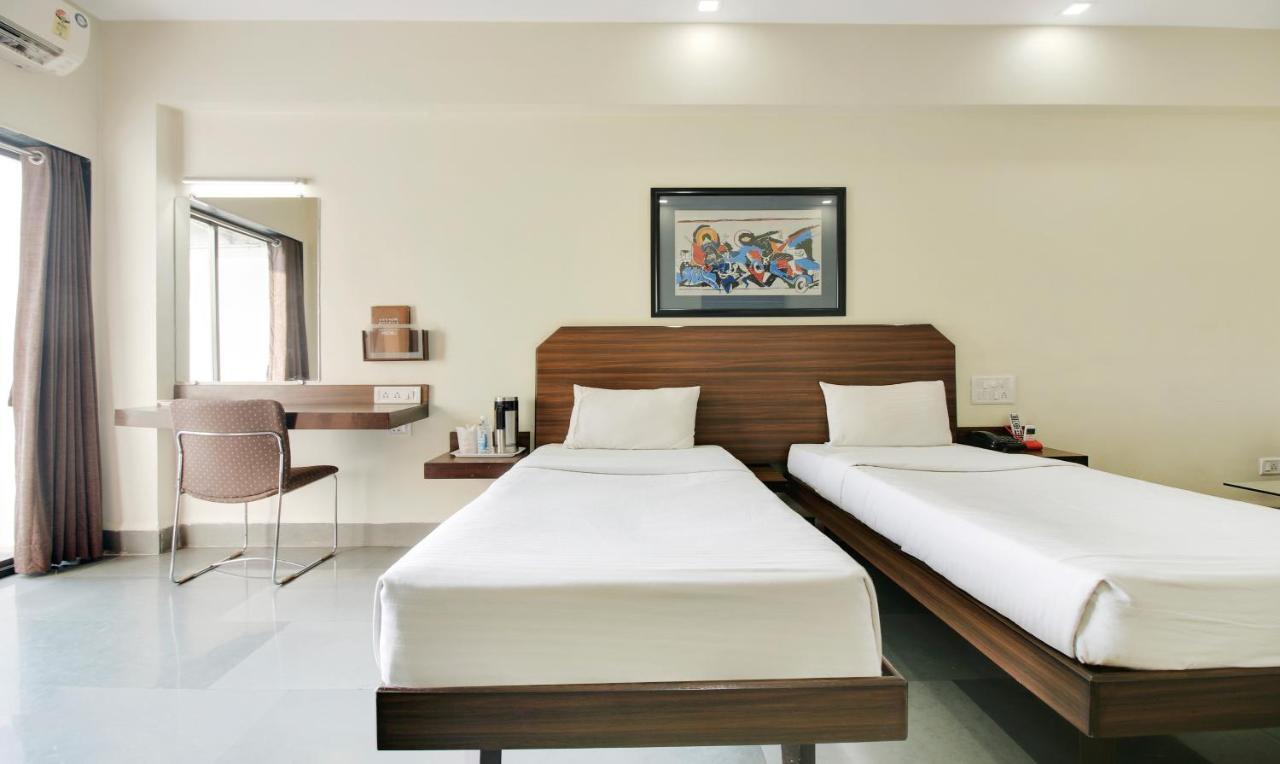 Hotel Hospice Σουράτ Εξωτερικό φωτογραφία