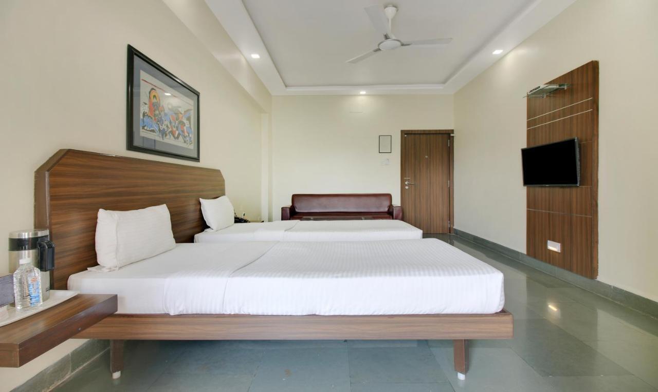 Hotel Hospice Σουράτ Εξωτερικό φωτογραφία