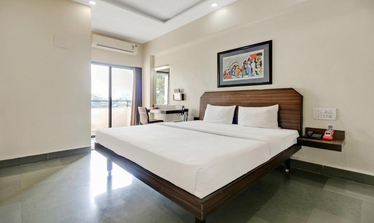 Hotel Hospice Σουράτ Εξωτερικό φωτογραφία